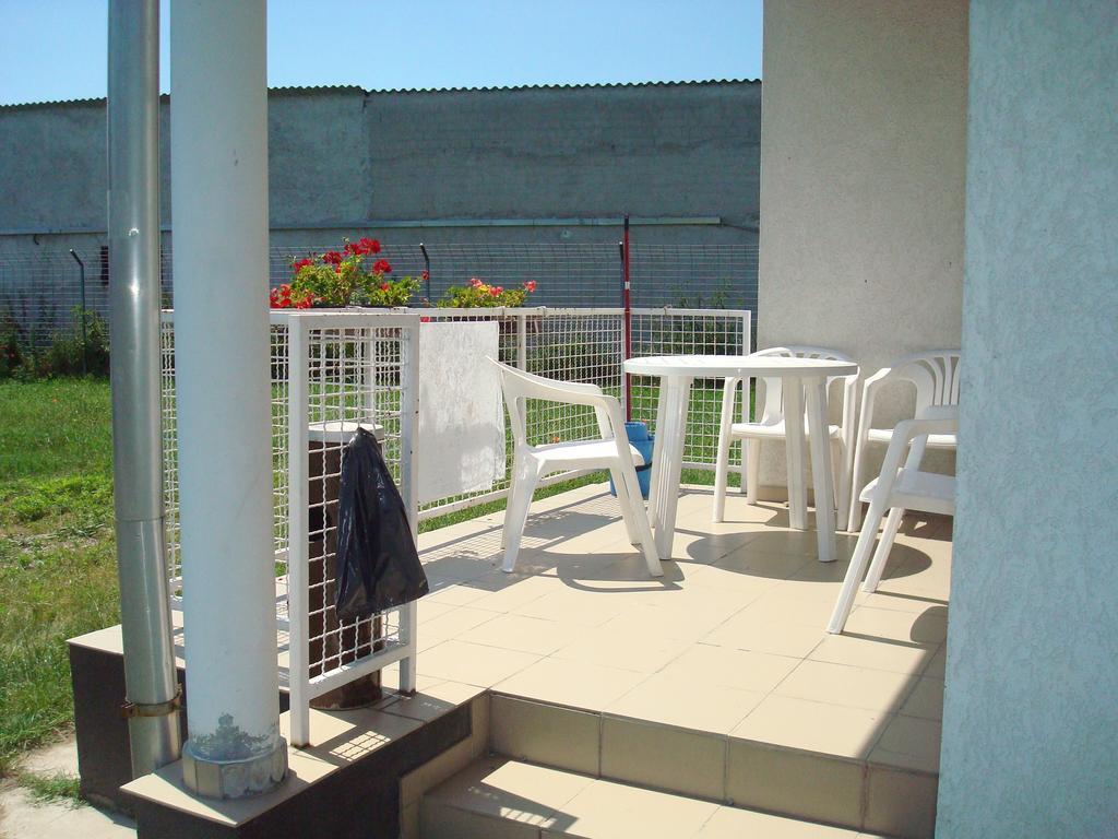 Termal Kemping Apartmanok Tiszaujvaros Bilik gambar