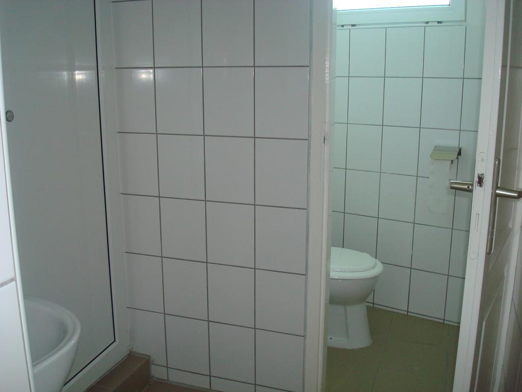 Termal Kemping Apartmanok Tiszaujvaros Bilik gambar
